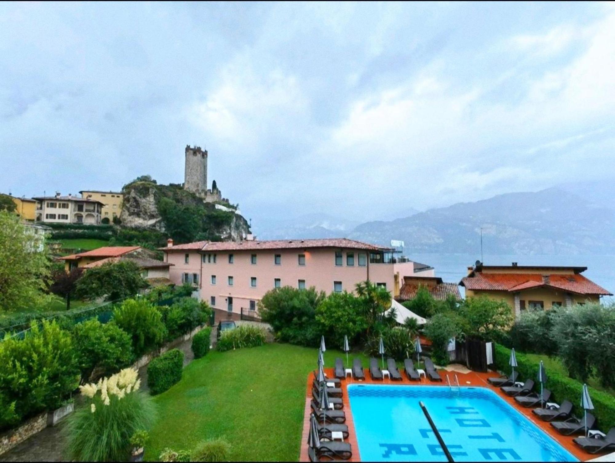 Hotel Luna Rossa (Adults Only) Malcesine Luaran gambar