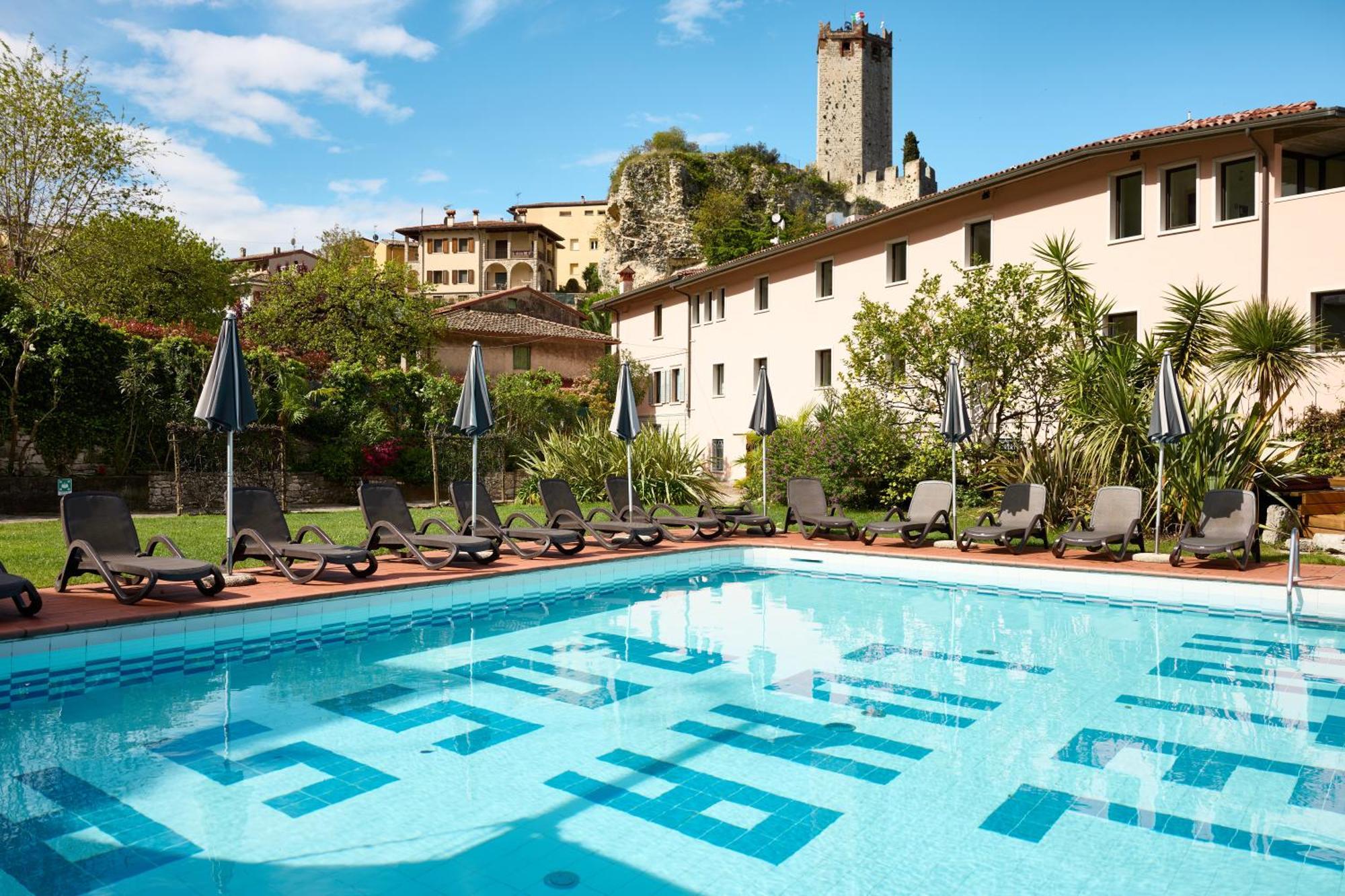 Hotel Luna Rossa (Adults Only) Malcesine Luaran gambar